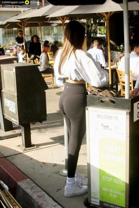 madison beer fap butt ass leggins Photo